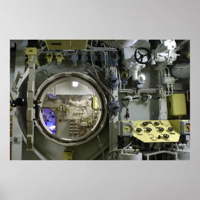 Poster écoutille sur un ancien sous-marin rétro (Devant)