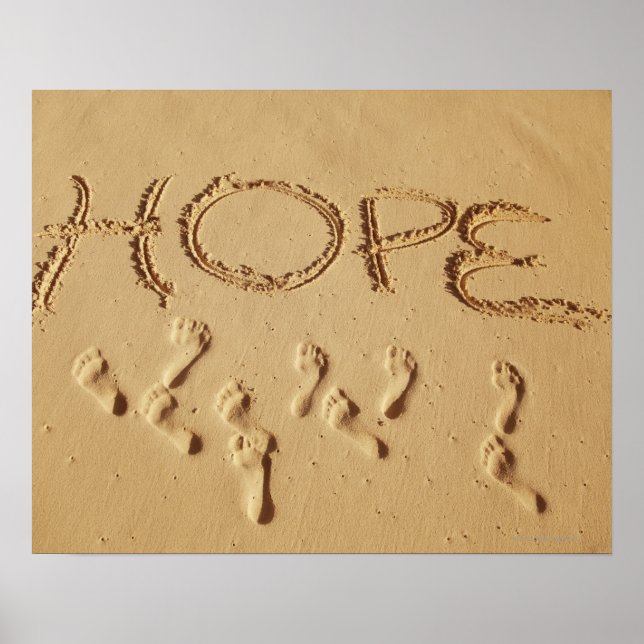 Poster Ecriture de sable "Hope" sur la plage avec le (Devant)