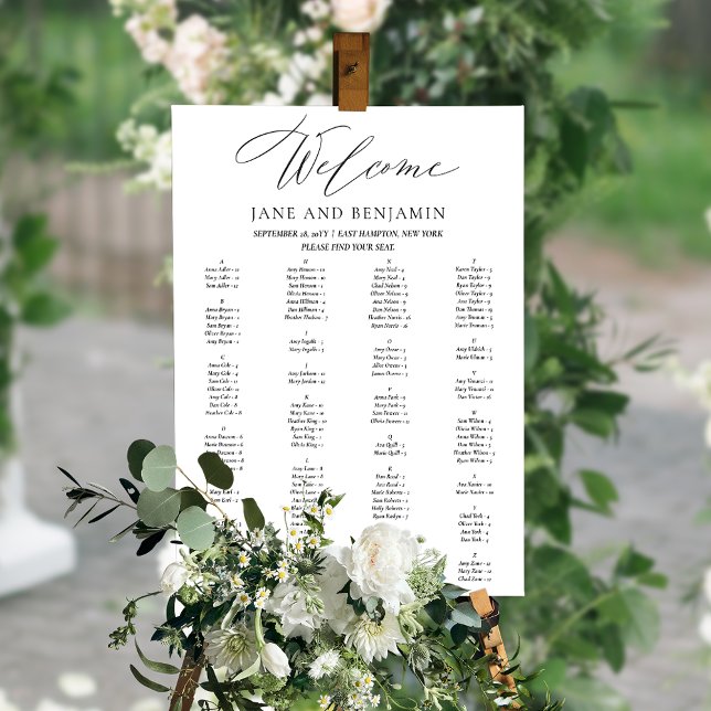 Poster Élégant noir Script minimal Mariage Seating Chart (This simple, minimalist seating chart features a handwritten calligraphy script.)