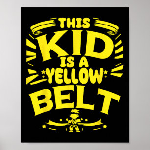 Poster Élève de karaté ceinture jaune d'arts martiaux