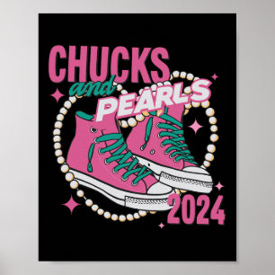 Poster Et Pearls I'm With Her Kamala 2024