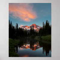 États-Unis, État de Washington. Mt. Rainier réfléc