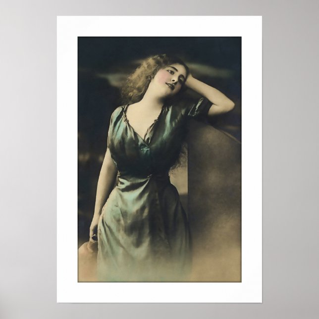 Poster femme victorienne, regardant loin (Devant)
