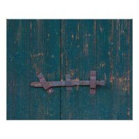 Fermeture De Porte Rouillée Sur Porte Verte