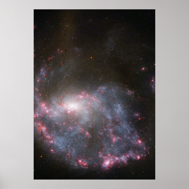 Poster Hubble voit une galaxie frapper un Bull-l'oeil (Devant)