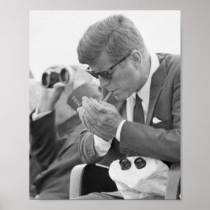 Poster Joihn Kennedy Fumée