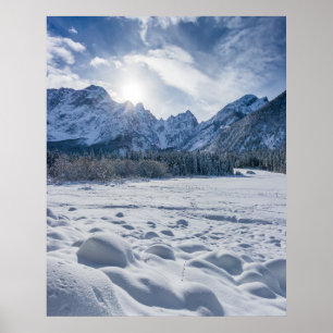 Poster Journée ensoleillée d'hiver au lac gelé et neigeux