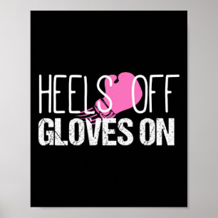 Poster Kickboxing Talons Élevés Gants Sur Chemise 