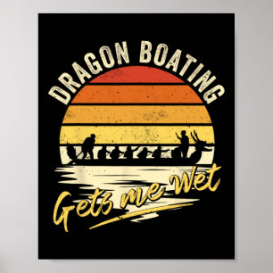 Poster La course de bateaux-dragons me mouille - Drôle de