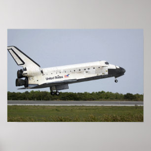 Poster La découverte de navette spatiale approche