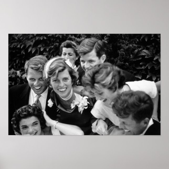 Poster La Famille Kennedy S'Intéresse Au Mariage (Devant)