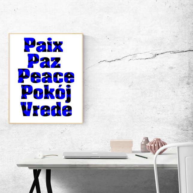 Poster La paix dans de nombreuses langues Coeurs noir et  (A poster that says peace in French, Dutch, Spanish, Polish and Dutch with blue hearts.)