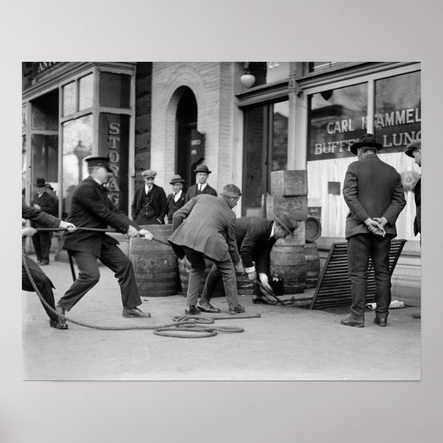 Poster La police saisit Bootleg Liquor, 1923. Photo vinta (Devant)