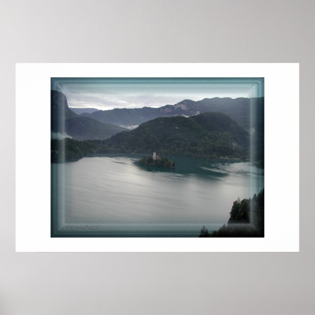 Poster Lac de Bled, vue d'en haut avec le château (Devant)