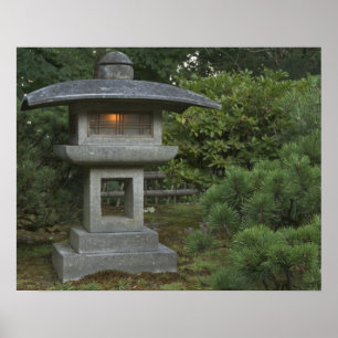 Poster lanterne en pierre éclairée dans le jardin japon