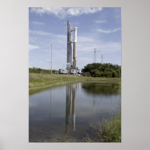 Poster L'atlas V/Centaur arrive sur le compl de lancement