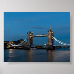 Poster Le pont de la tour à l'heure bleue