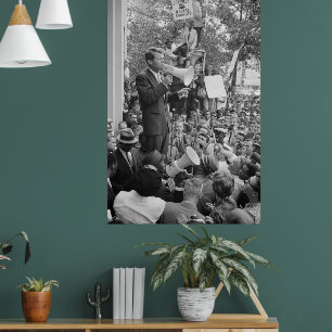 Poster Le sénateur Robert Kennedy en campagne pour le pré