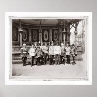 Le tsar Nicholas II (1868-1918) debout dans le jar
