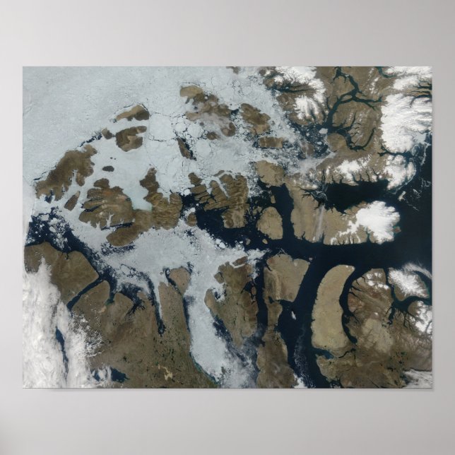 Poster Les îles Reine-Élisabeth (Devant)