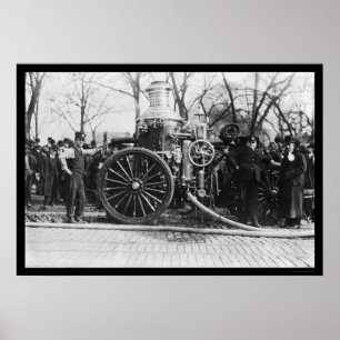 Poster Les pompiers et leur moteur d'incendie 1910
