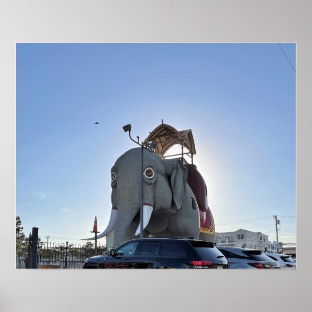 Poster Lucy l'affiche de l'éléphant (Devant)