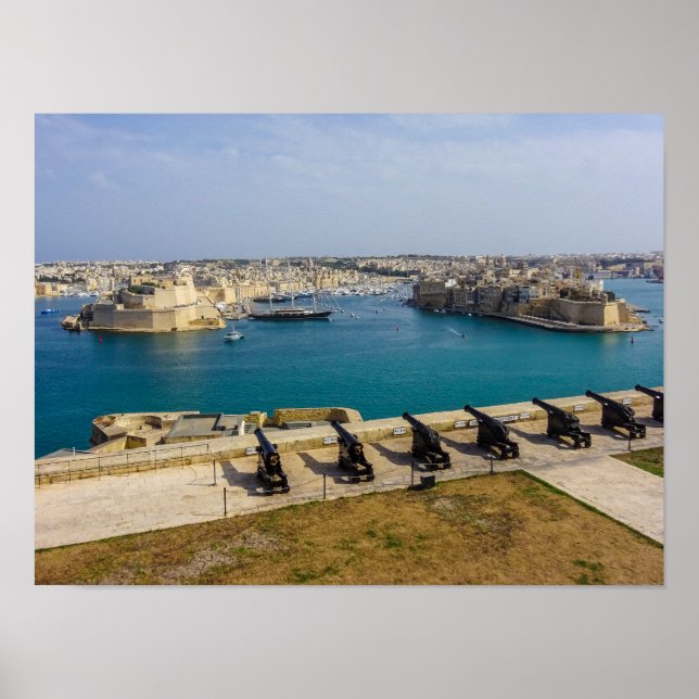Poster Malta Saluting Battery Cannons Grand Harbour (Devant)