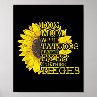 Poster Maman Amoureux des chiens Avec Des Tatouages Et De