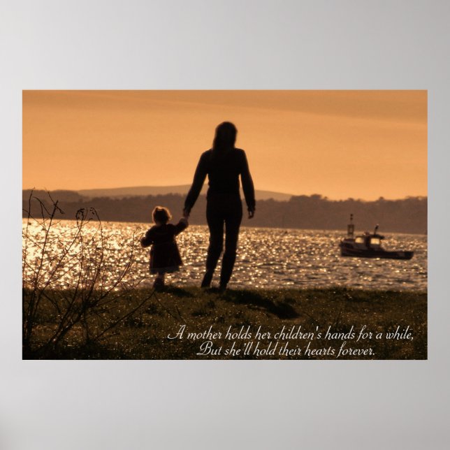 Poster Mère et fille se tenant la main sur l'affiche du c (Devant)