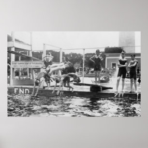 Poster NE CRACHEZ PAS dans des garçons de piscine nageant