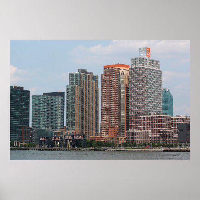 Poster NEW YORK - 5 JUILLET 2015 : Long Island City water (Devant)