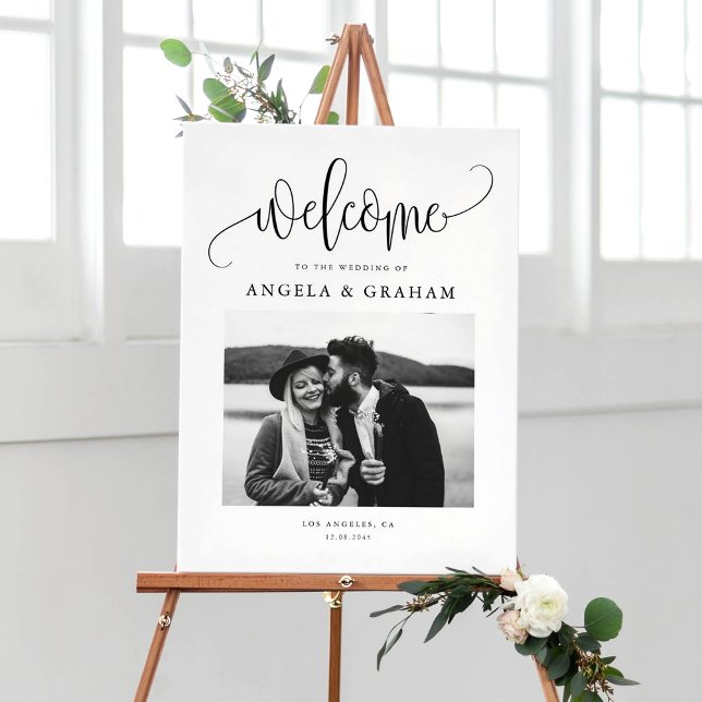 Poster Noir jolie calligraphie Mariage Photo Design (Elegant photo wedding entrance welcome sign with black calligraphy and minimalist script.)