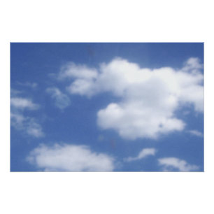 Poster nuages dans un ciel bleu 