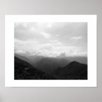 Nuages sur les collines Photographie noir et blanc