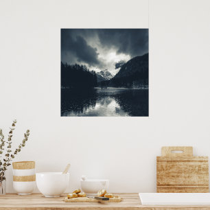 Poster Obscurité et pluie à Zgornje Jezersko, Slovénie