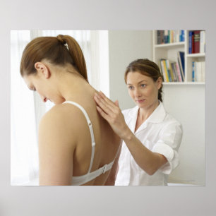 Poster Ostéopathe traitant le patient.