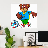 Ours de soccer jouant au football en tenue sportiv