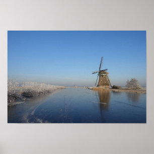 Poster Paysage hivernal avec moulin à vent et glace