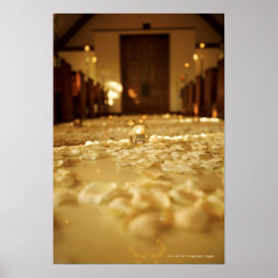 Poster Pétales de fleur sur le plancher de l'église