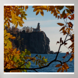 Poster Phare fendu de roche en automne