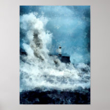 Phare perdu dans un paysage marin en déferlement A