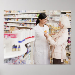 Poster Pharmacien parlant au client dans une pharmacie