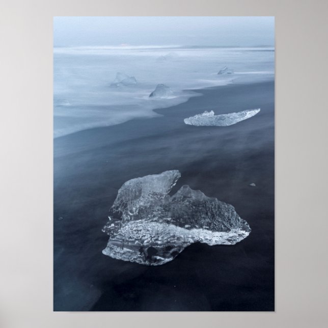 Poster Plage de sable noir et glace, Islande (Devant)
