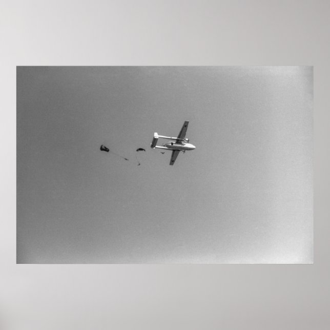Poster Plan de saut de parachutistes noir et blanc 1968 (Devant)