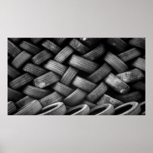 Poster Pneus en caoutchouc empilé utilisé