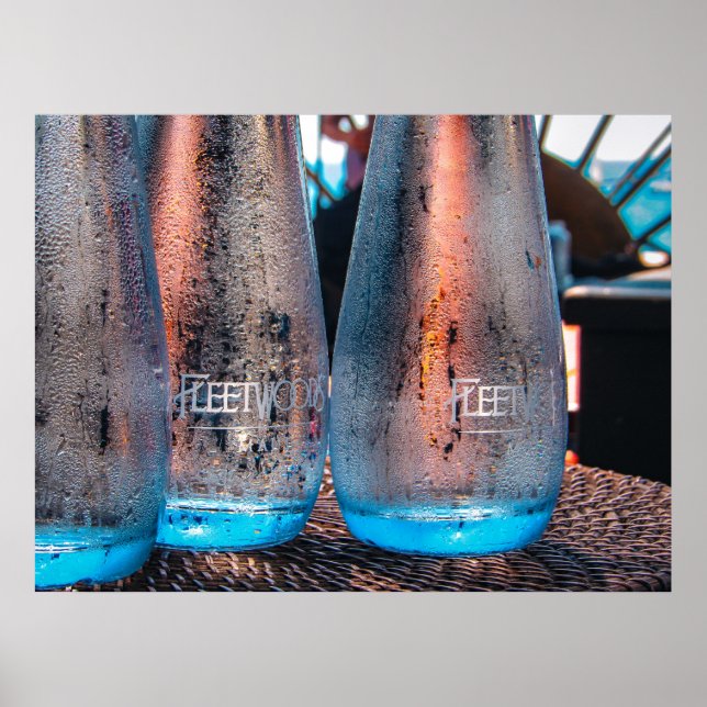 Poster Pochette de bouteilles d'eau de table Fleetwoods (Devant)