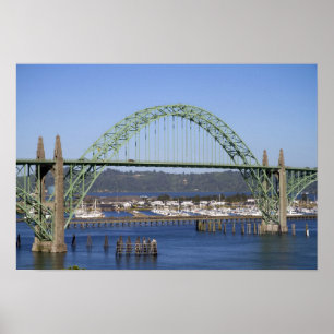 Poster Pont de la baie de Yaquina enjambant la baie de Ya