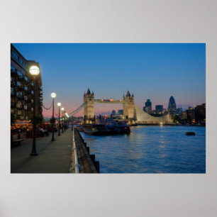 Poster Pont de tour au coucher du soleil à Londres