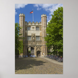 Poster Porte du Trinity College et rangées de vélos,
