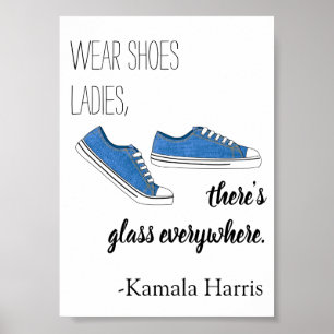 Poster Porter des chaussures dames Il y a du verre Kamala